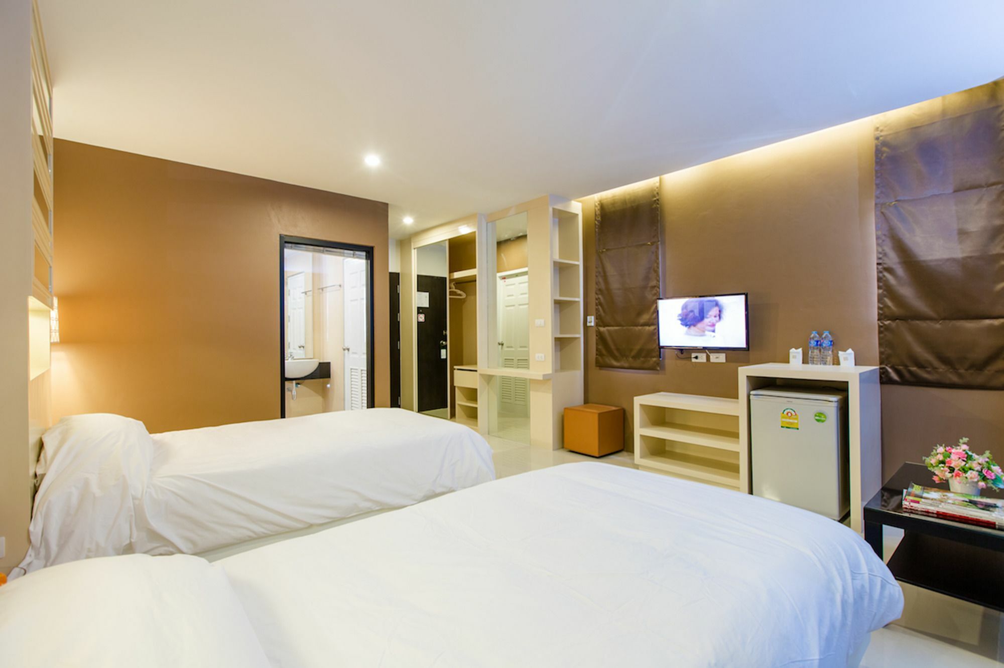 Naka Residence Phuket Exteriör bild